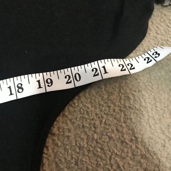 Studio Y size medium black knit pull over silver - Picture 13 of 15